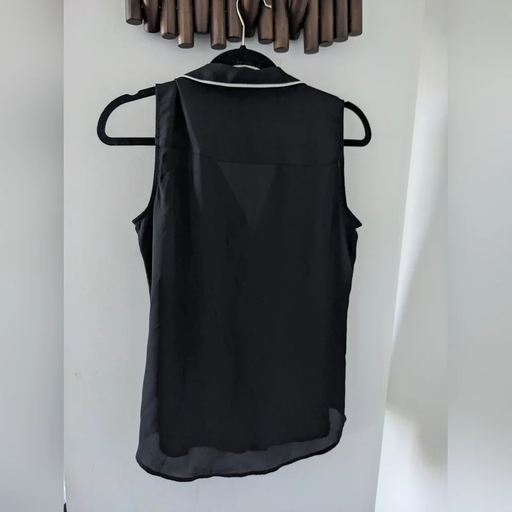 Express Black Blouse with White Trim - Picture 3 of 5